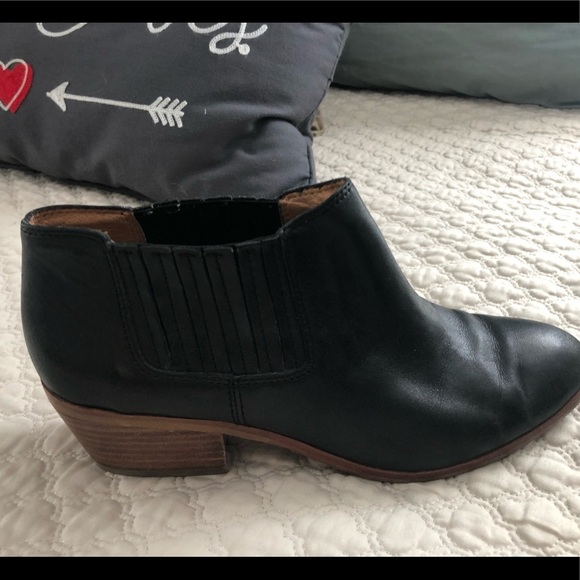 Madewell black ankle booties - Picture 2 of 6